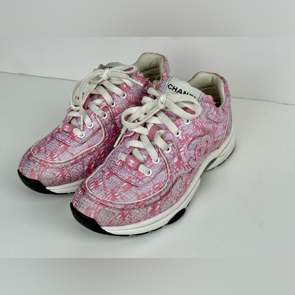 Chanel Tweed CC Sneakers 39 Pink